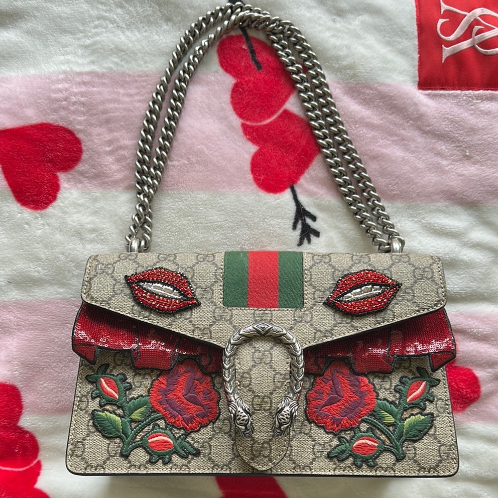 💯% Authentic Gucci GG Supreme Monogram Embroidered Small Dionysus Shoulder Bag